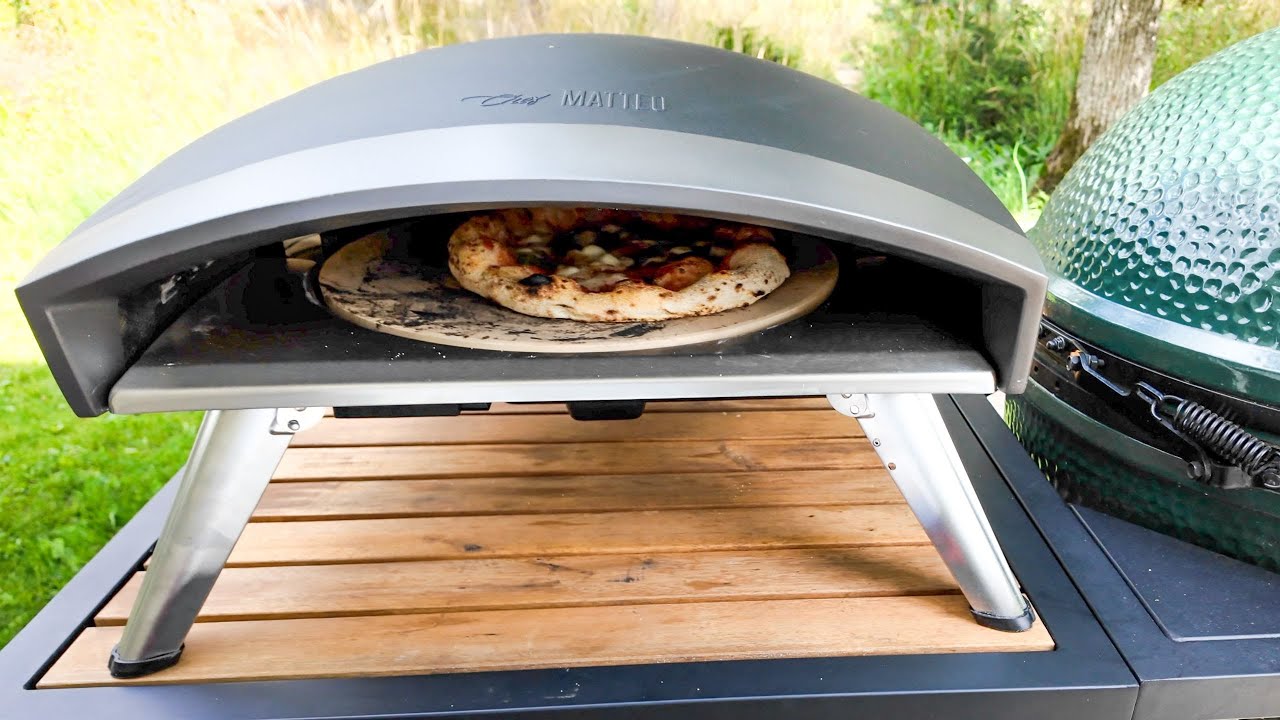 Testar Powers pizzaugn med roterande sten