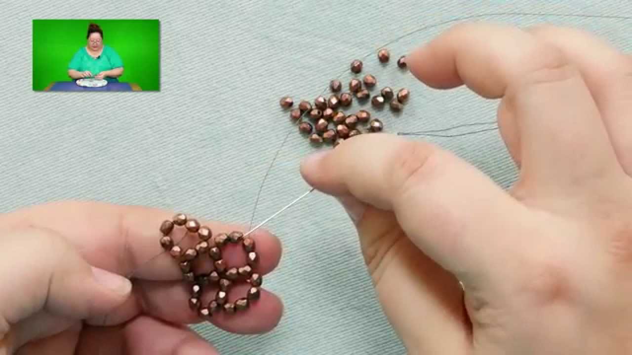 Техника плетения: плоское прямоугольное плетение с несколькими бусинами с каждой стороны.