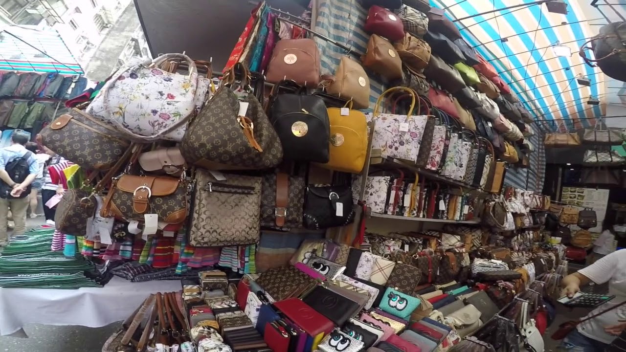 Bartering in the ladies market - YouTube