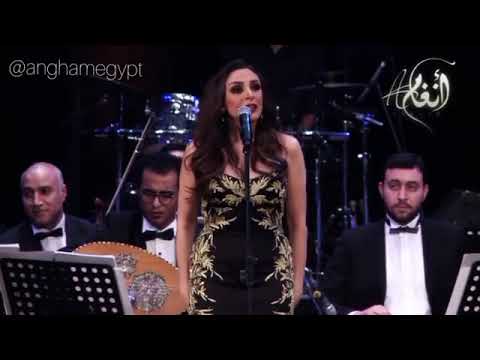 كلمه حلوة لو مجامله مبقتش حتي بتقولها ليا