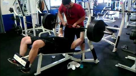 405 lbs Decline Bench Press. New 1 rep max