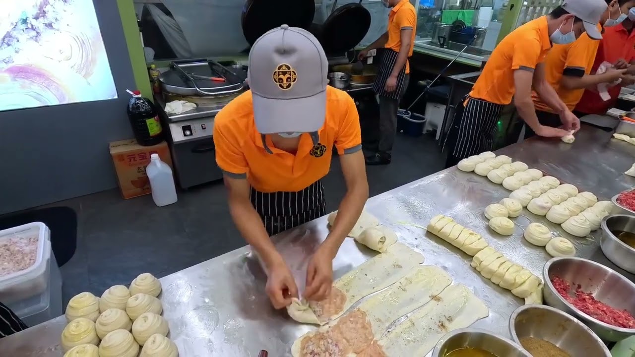 Chinese Muslim style roti in TRX mall 🇲🇾