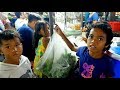 Feeding Poor Street Kids & Double Amputee @ Phnom Penh Cambodia