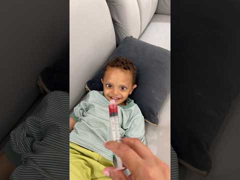 تتوقعون حمودي خاف من ابره Shorts