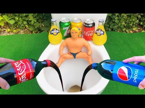 Experiment !! Stretch Armstrong VS Cola, Fanta, Mtn Dew, Monster and Mentos in Toilet - Experiment !! Stretch Armstrong VS Cola, Fanta, Mtn Dew, Monster and Mentos in Toilet