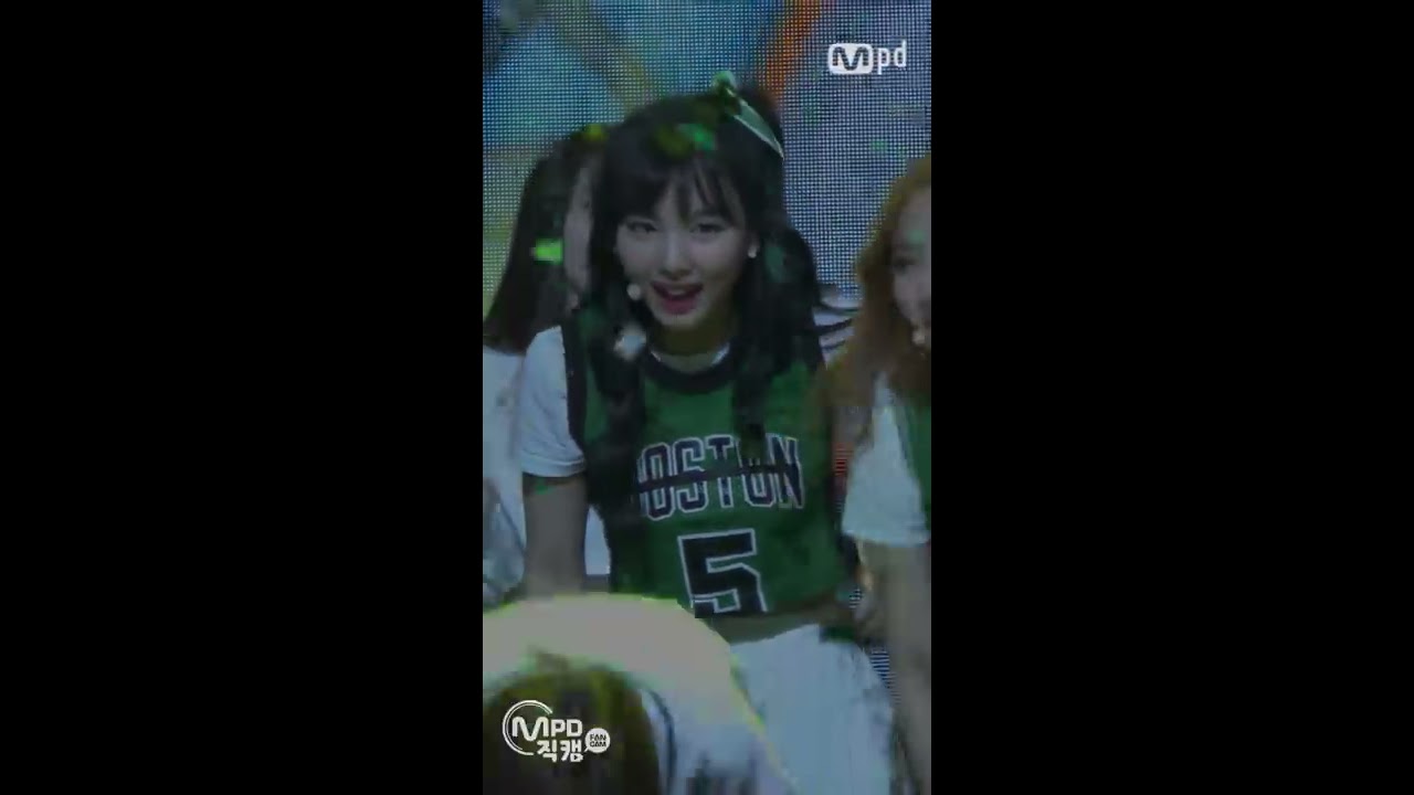 [MPD직캠] 트와이스 나연 직캠 Cheer Up TWICE Na Yeon Fancam @엠카운트다운_160526