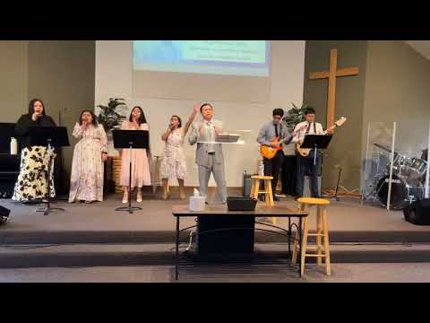 Nuestros servicios de alabanza y adoración a Nuestro Dios - YouTube