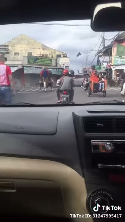 Belok kiri pak!!malah belok ke kanan ke rumah janda