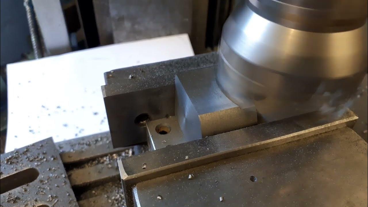 cutting-cast-iron-with-apkt-inserts-youtube