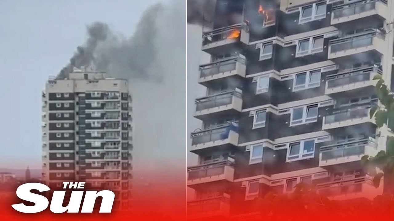 London high-rise fire breaks out in block of flats in Docklands - YouTube