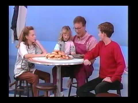 Donut Hole 1   Jesus Shows Us God's Love (1990)