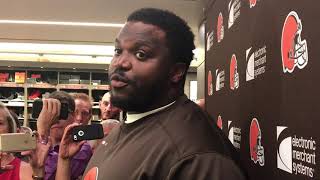 Browns left tackle Greg Robinson says he didn’t intentionally kick Titans safety Kenny Vaccaro in f