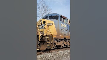 3 CSX dash 9s trail M372