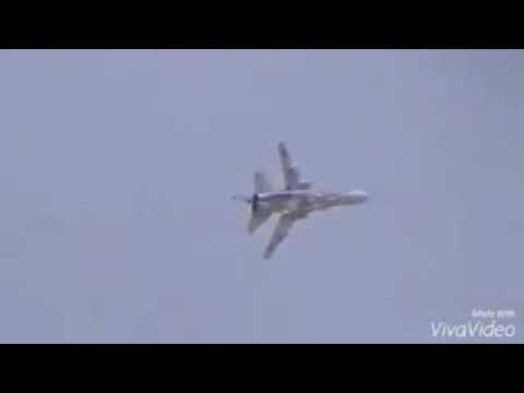 مشياني وعم تدلع وعليها الكل بيطلع مشهد روعة