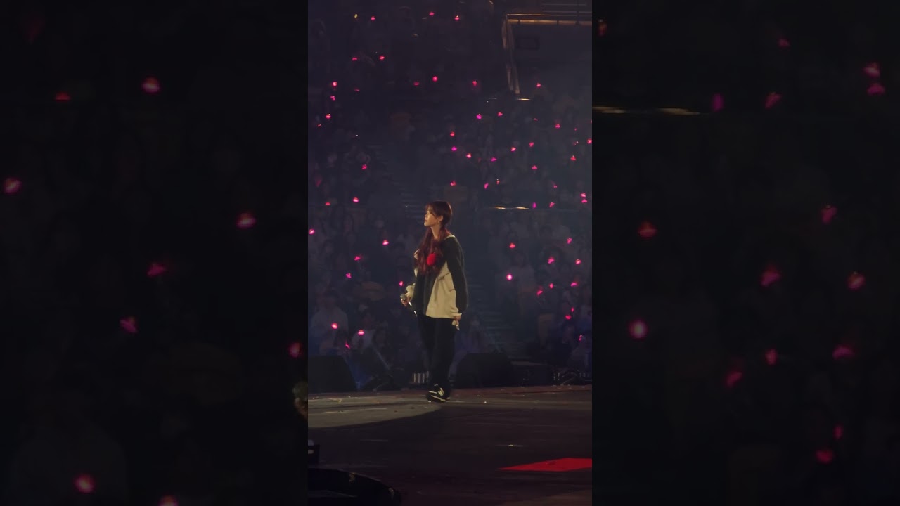 240309 아이유 IU WORLD TOUR CONCERT H.E.R. 푸르던