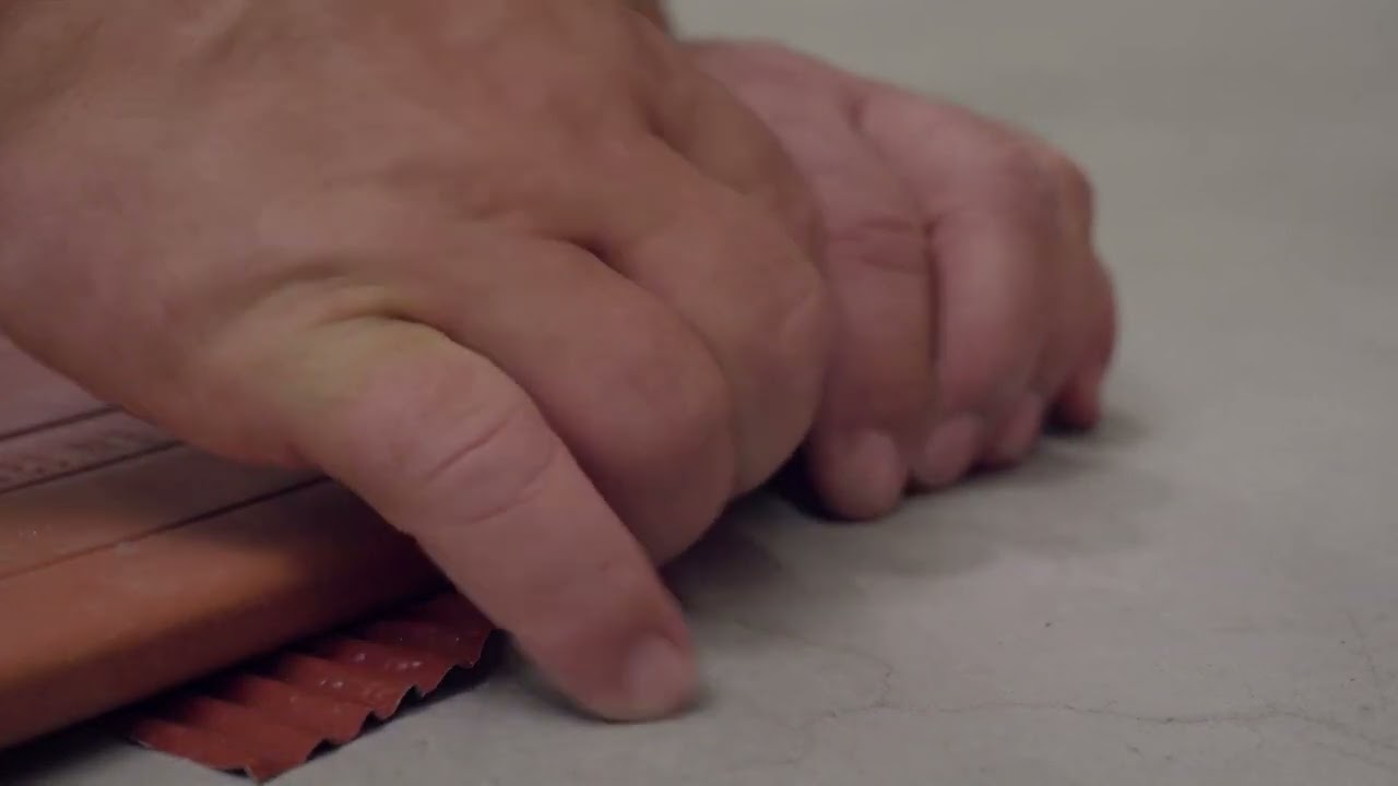 K2 SingleHook Flat Tile – assembly guide for plain or shingle tiles/ Solar&Solar Wholesale Solarshop