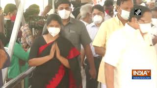 DMK leaders pay tribute to M Karunanidhi on his 2nd death anniversary