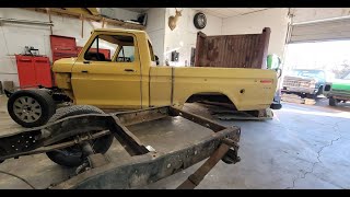 1973  1979 F100 Dentside shortbed conversion, cutting the bed.