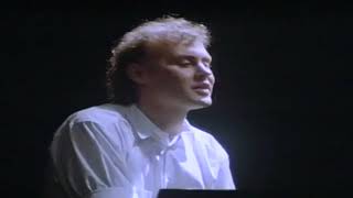 Video thumbnail of "Bruce Hornsby and the Range - The Way It Is"