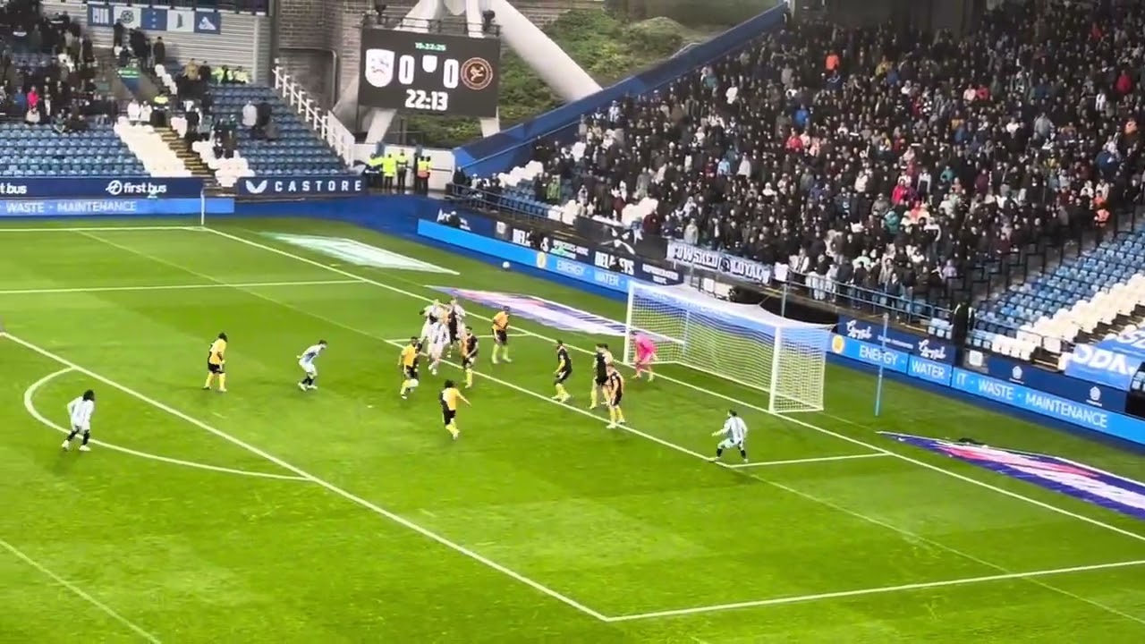 Huddersfield Town v Burton Albion 