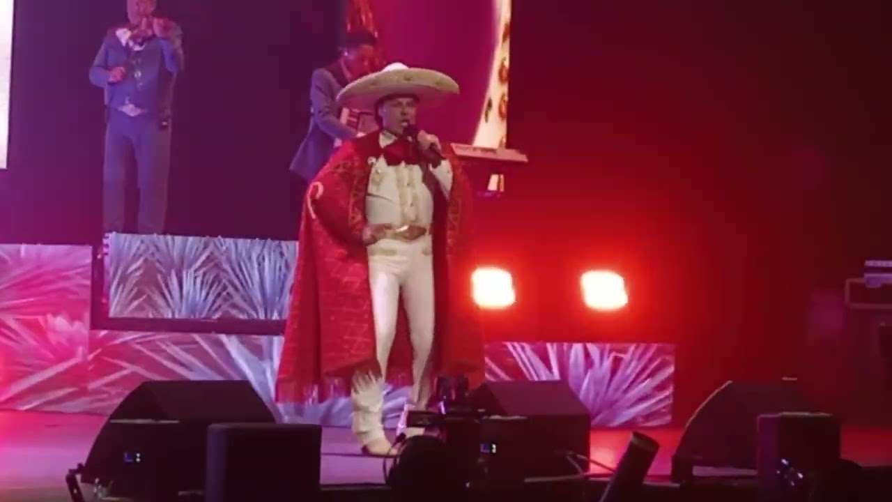 Canción del mariachi🎵🎶Pedro Fernández, no tengo derechos de música