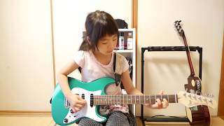 7 years old started playing guitar 8 week.Play a ”My Grandfather's Clock"