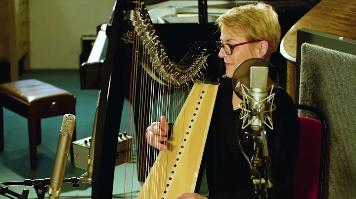 Corrina Hewat and David Milligan performing for Ce...