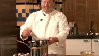 Hollandaise Sauce from the Worlds Premier Culinary College