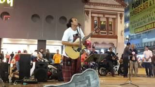 SENTUHAN BUSKERS COVER DEWA-LARUT