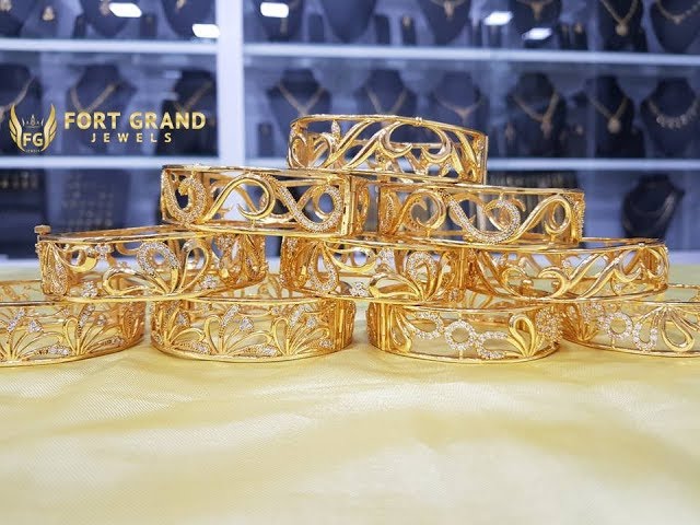Buy Matt Finished High Gold Plated Laxmi Devi Style Ruby Bangles Kada Set  by Prachi Bangles(Size-2.6) at Amazon.in