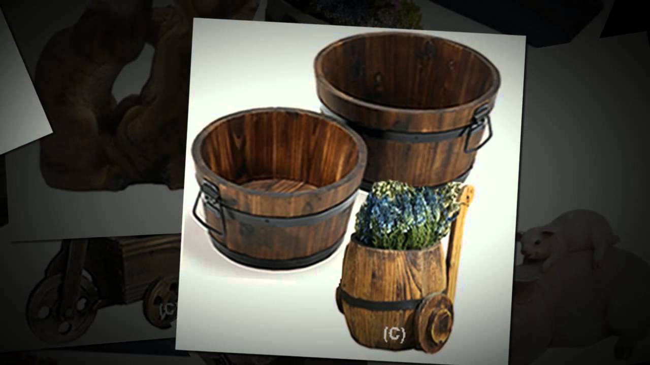 Planters, Pots and Ornaments.