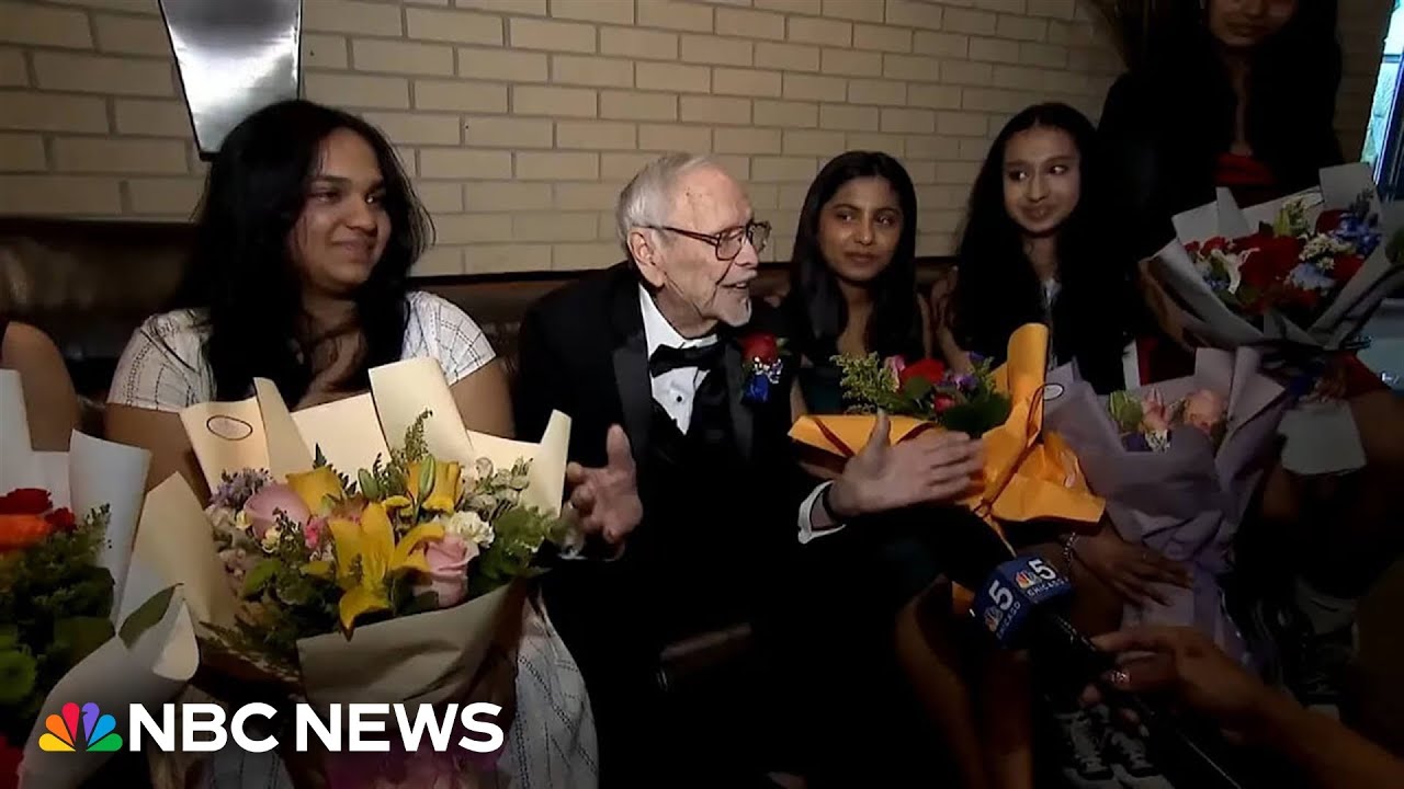 World War II veteran attends first prom thanks to high school students in Chicago World War II veteran attends first prom thanks to high school students in Chicago