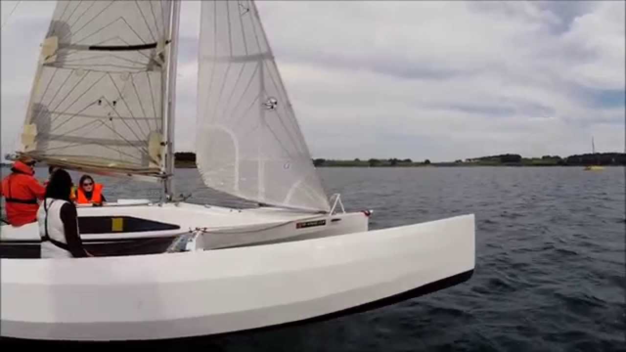 Trimaran Scarab 670 