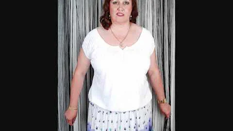 Long long live love Sung by Lynne Summers