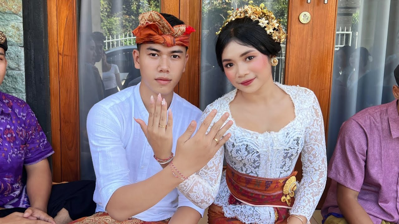 TUGAS MEMADIK BAHASA BALI KELAS XII-3 (KELOMPOK 1) 