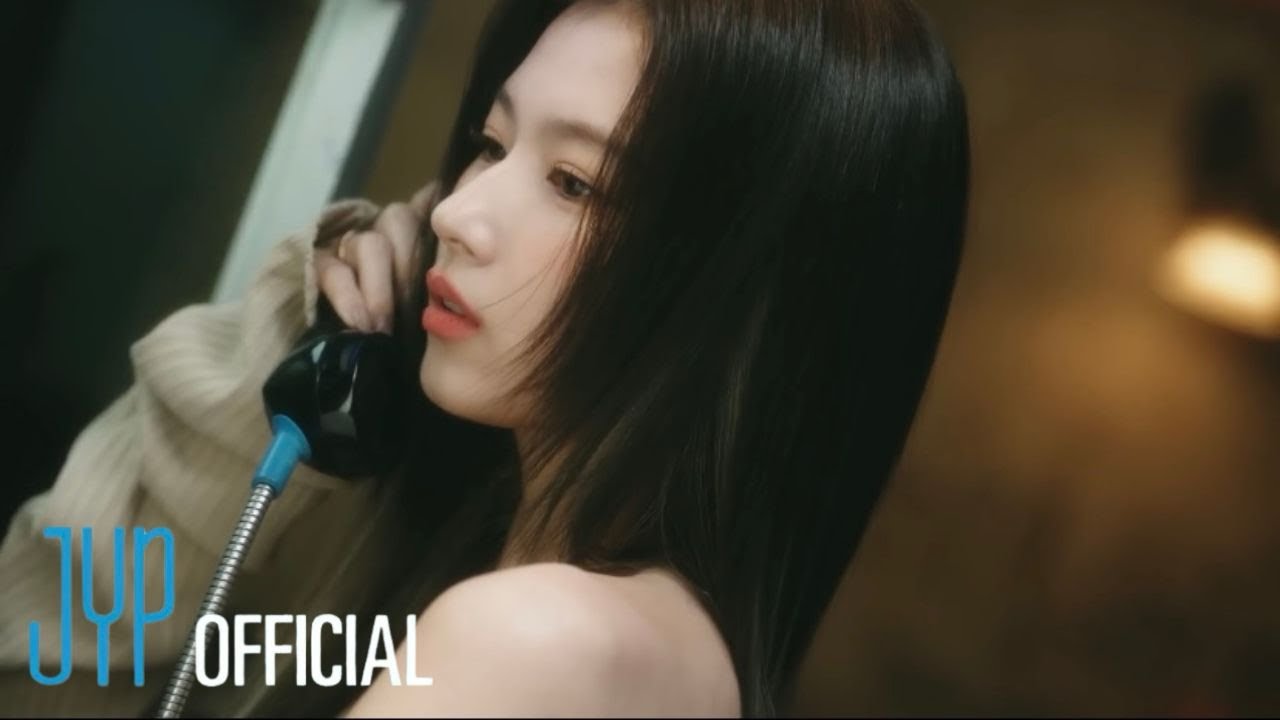 TWICE “PEACH GELATO” M/V