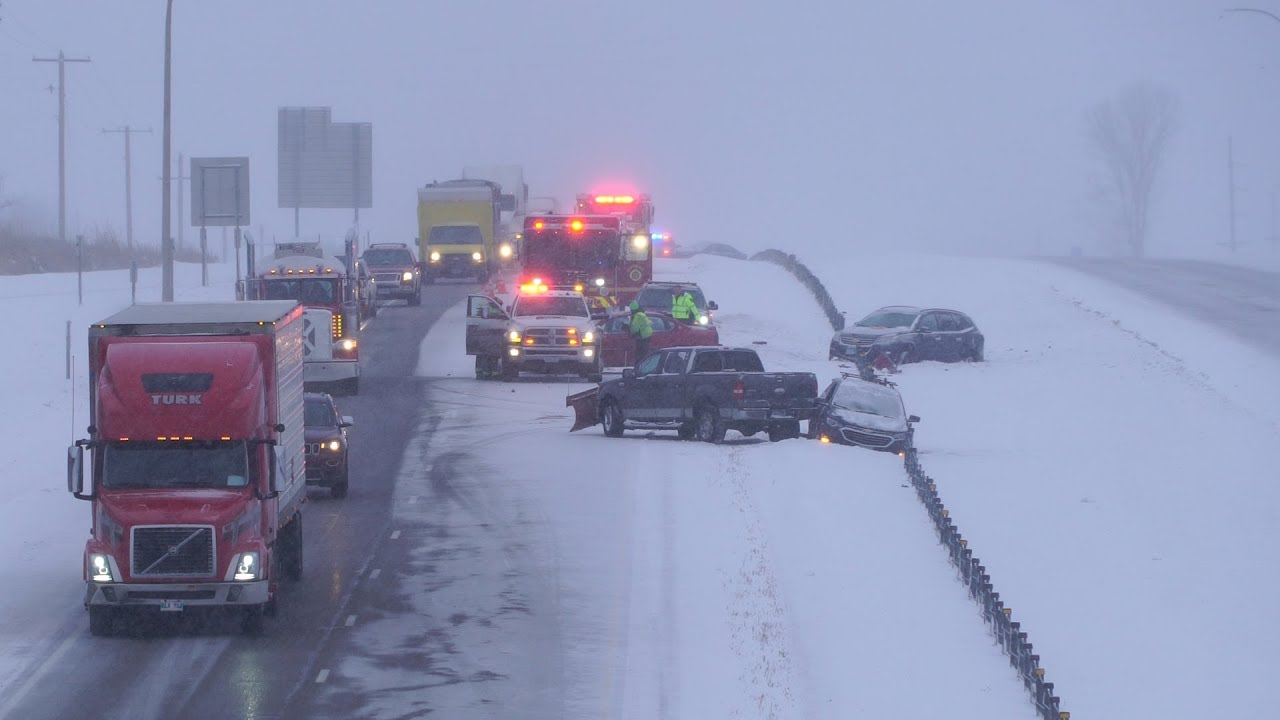 Stearns County, MN Interstate 94 pileups in snow - 12/12/2019