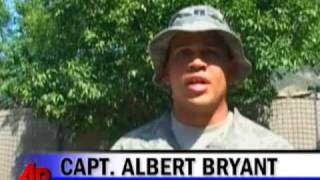 Obama Honors Soldier Killed in Battle