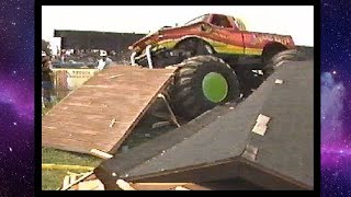 1991 SNAKE BITE MONSTER TRUCK CRASHES INTO SHED! UNION GROVE, WISCONSIN!