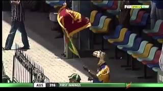 Michael Hussey 4 dismissals v sri lanka 2011 test series