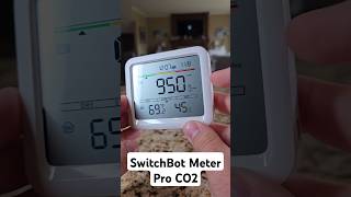 Breathe Easy with CO₂ Monitoring 🌿 SwitchBot Meter Pro #SmartHome #AirQuality #CO2Monitor