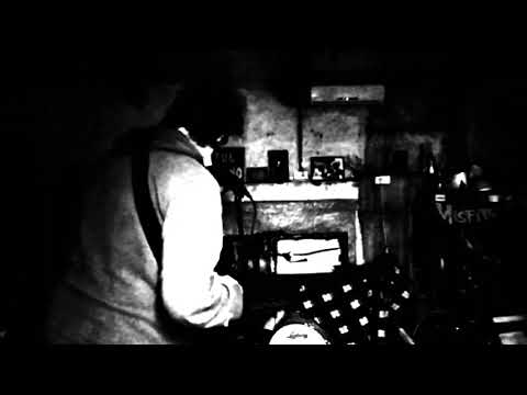 Split CD Esquizofrenia Paranoide e Nados Na Escuridade