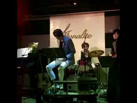"You've lost that lovin' feeling" Yamano Yasuhiro