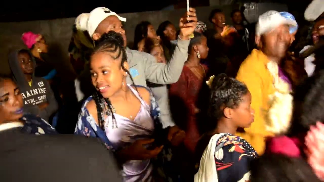 Papa Radjeche  - Ambiance Manzaraka