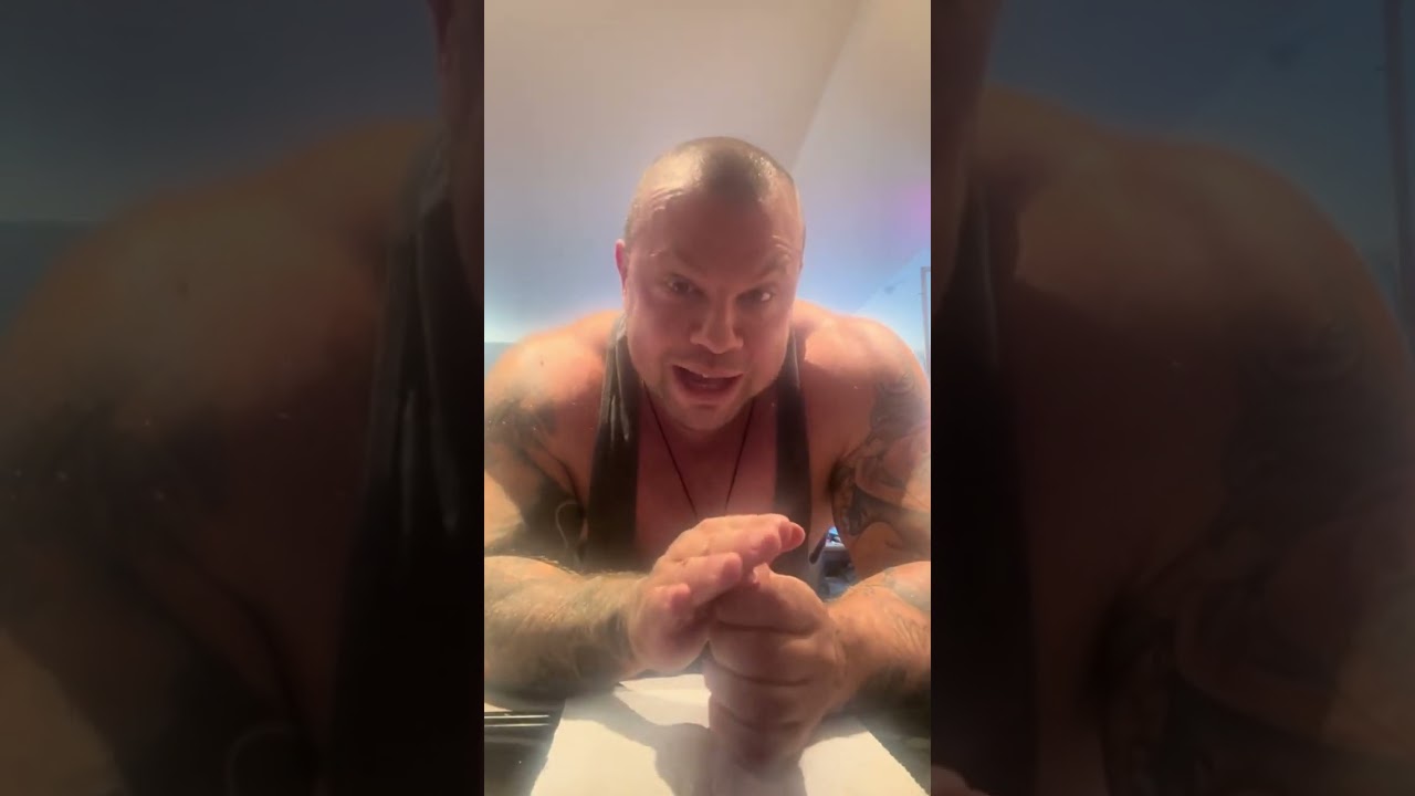 Funny characters you meet in prison! 