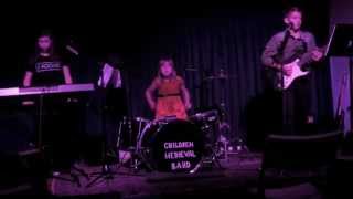 Children Medieval Band - Digging - live at Across the Street