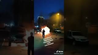 В Петербурге подожгли машины полиции