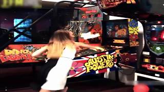 When Beautiful Girls Punching On BOXING MACHINE 2020