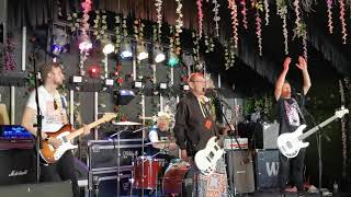 The White Ribbons. ( just what Fred ) Barking Mad sept 19th @ the Vic bikers pub coalvile