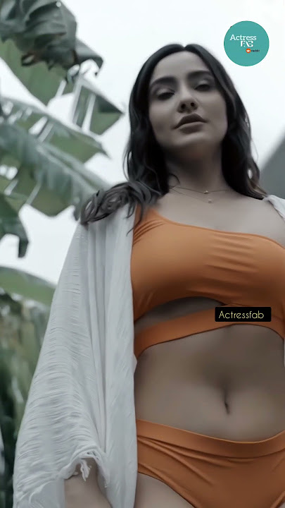 Neha Sharma Bikini scene